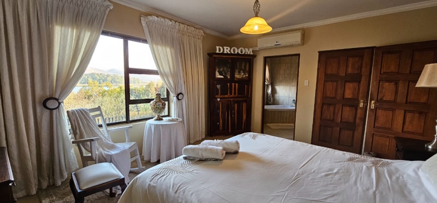 4 Bedroom Property for Sale in Birdwood Estate North West
